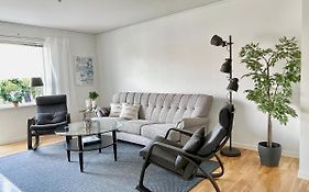 Bjoerkoe, Laegenhet Naera Bad Och Goeteborg